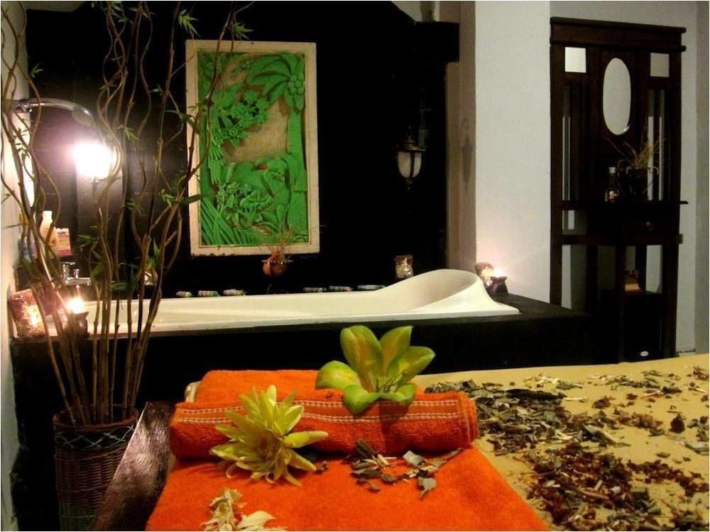 Tjokro Hotel Klaten Dış mekan fotoğraf