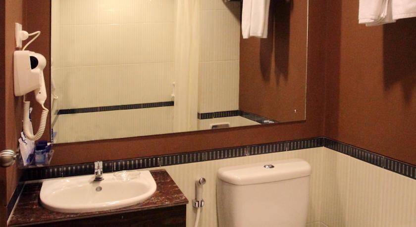 Tjokro Hotel Klaten Dış mekan fotoğraf