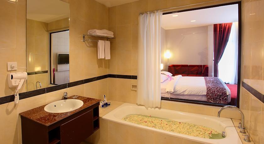 Tjokro Hotel Klaten Dış mekan fotoğraf