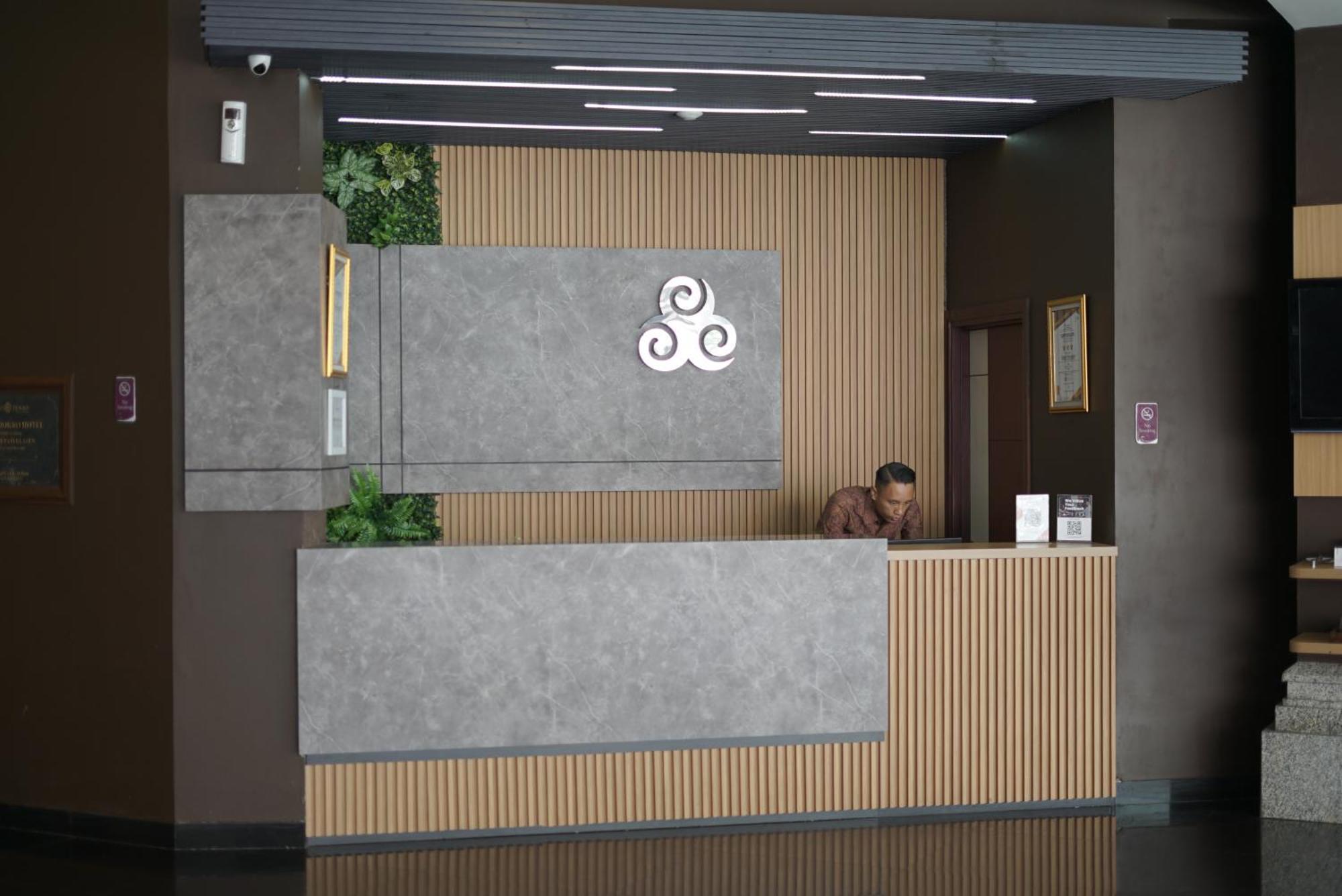 Tjokro Hotel Klaten Dış mekan fotoğraf