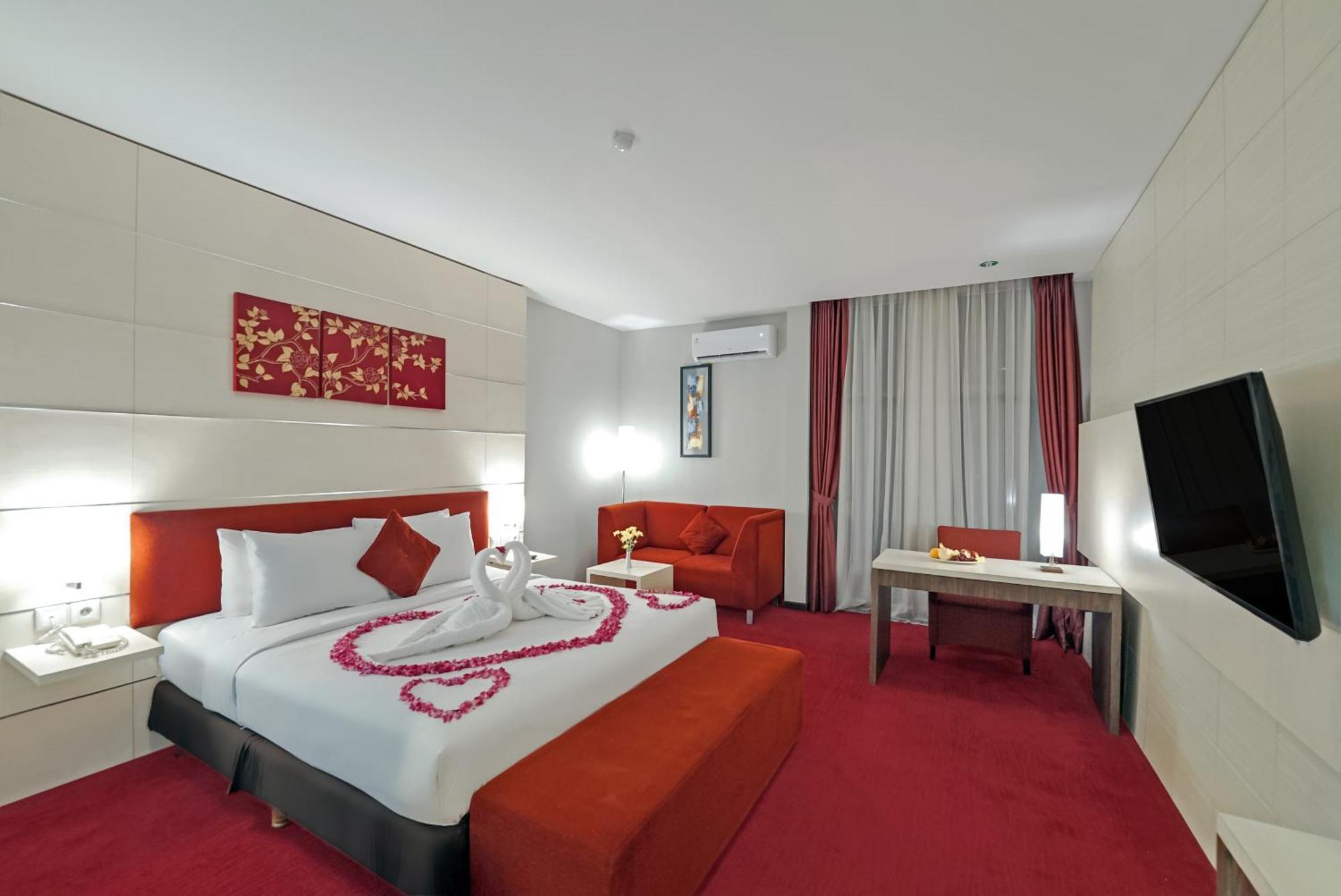 Tjokro Hotel Klaten Dış mekan fotoğraf