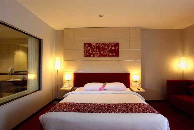 Tjokro Hotel Klaten Dış mekan fotoğraf
