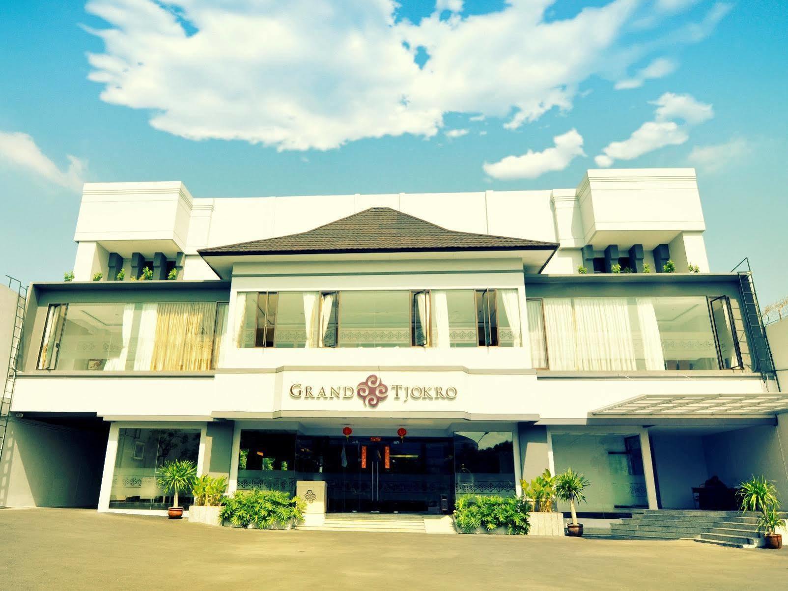 Tjokro Hotel Klaten Dış mekan fotoğraf