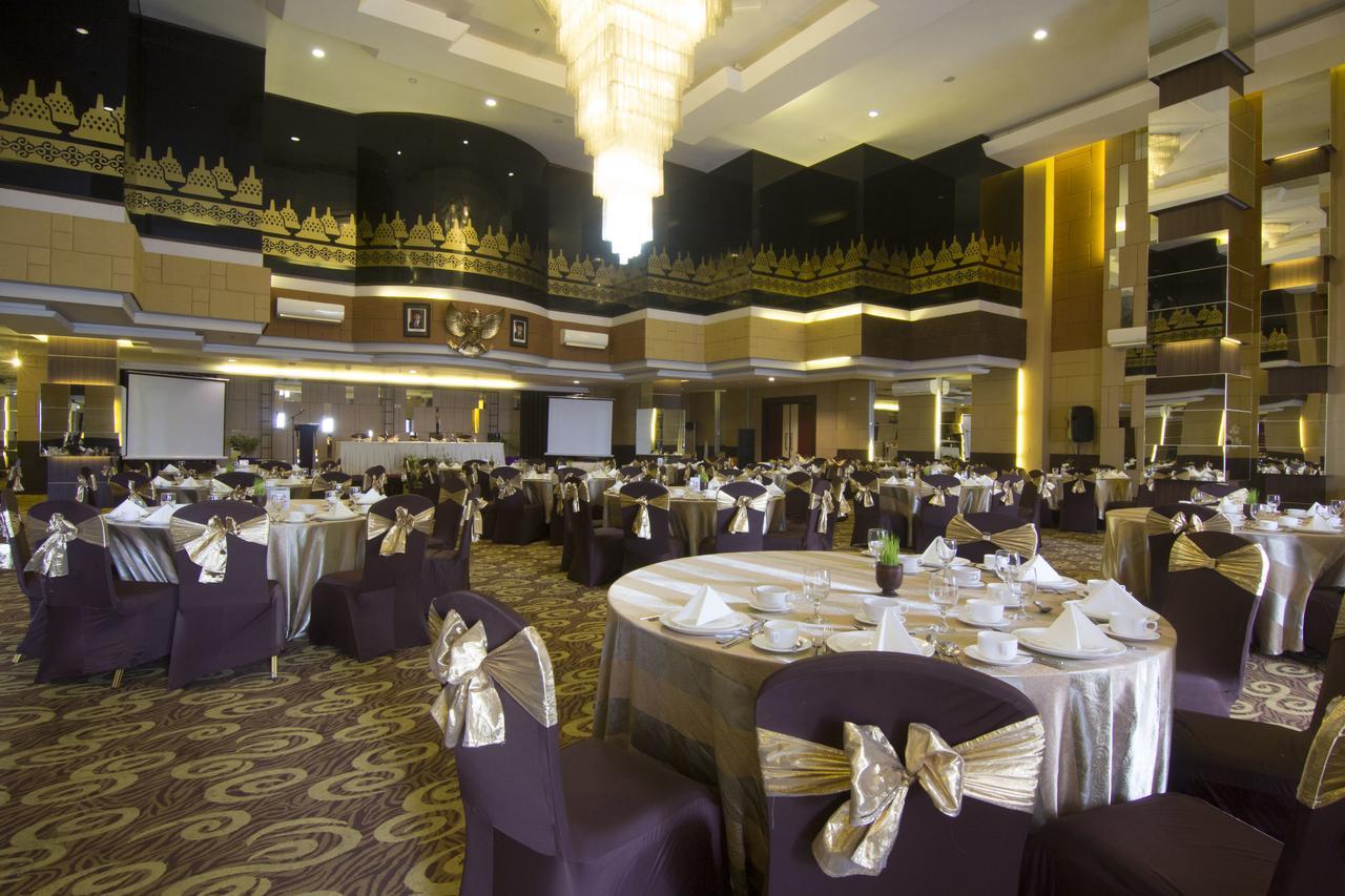 Tjokro Hotel Klaten Dış mekan fotoğraf